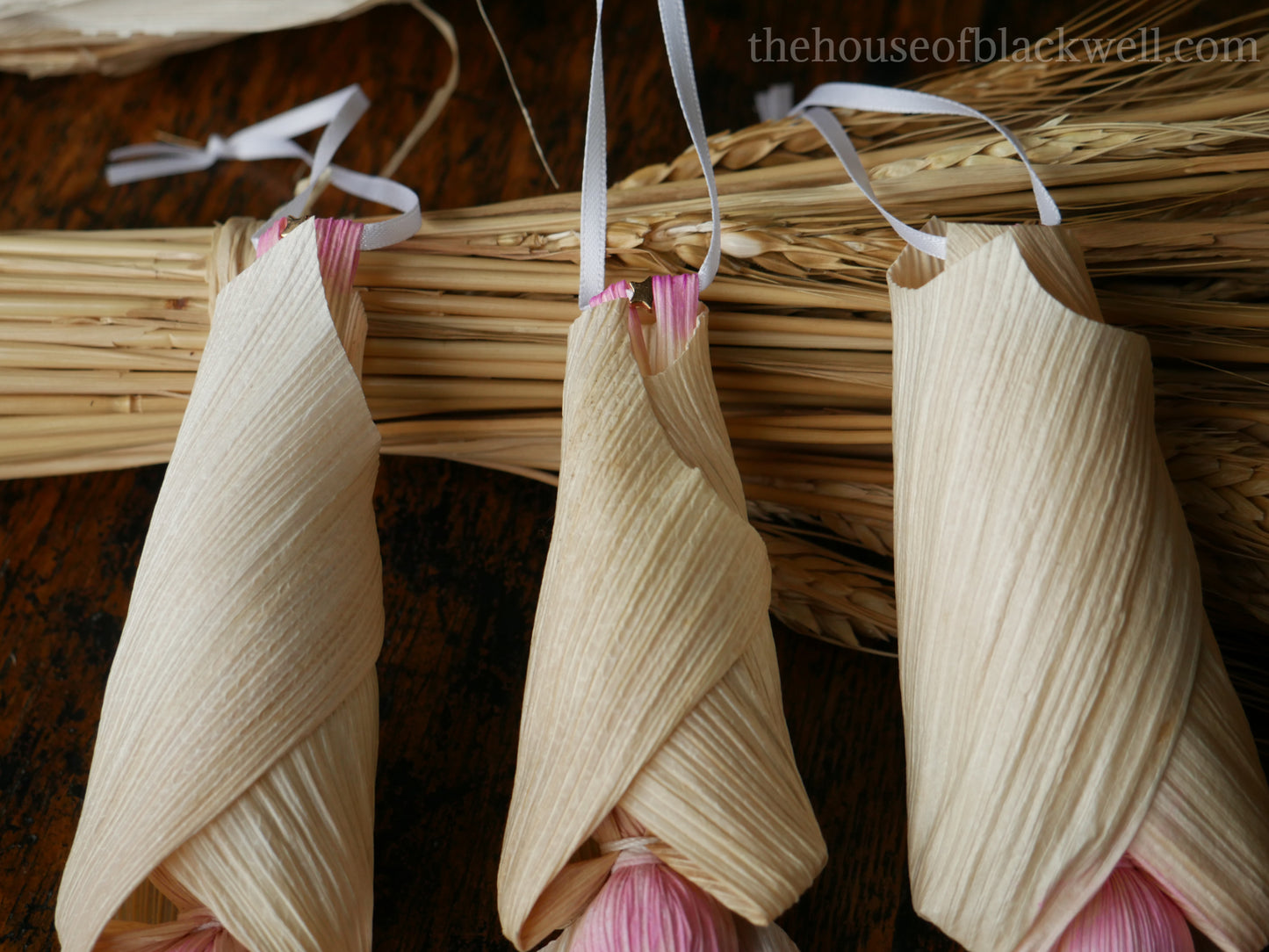 Baby Blushed Corn Husk Bat